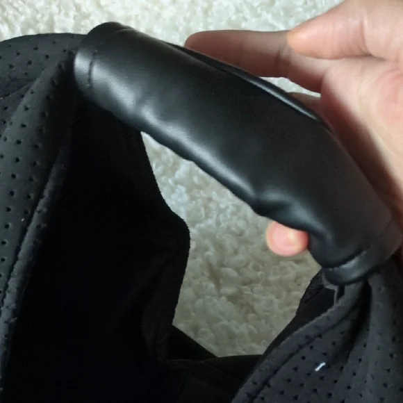 Edita Black Everyday Tote Bag for Women - Picture 4 of 6